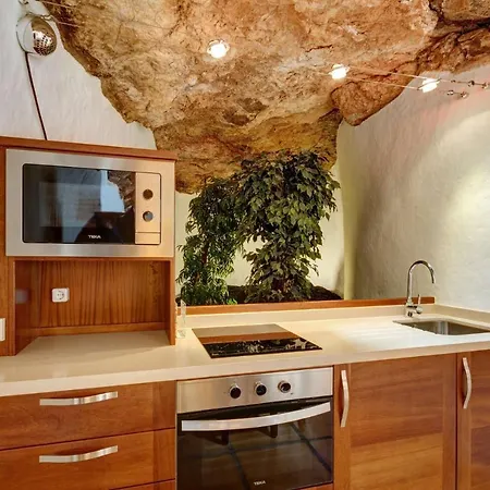 Szálloda El Cactus La Cueva *